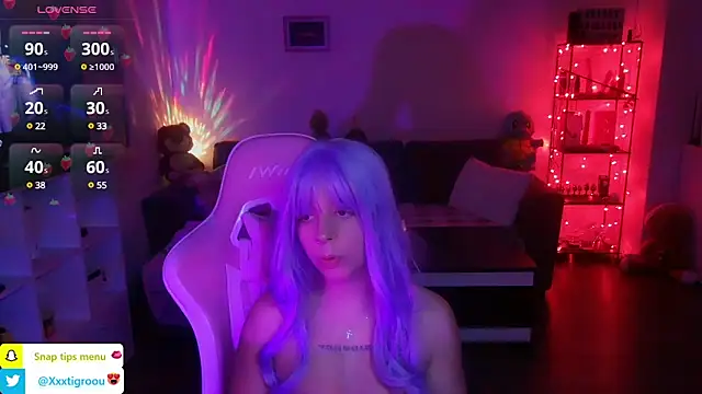 PetiteAngel666 online show from 02/08/25, 04:14