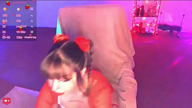 PetiteAngel666 online show from 12/18/25, 09:26