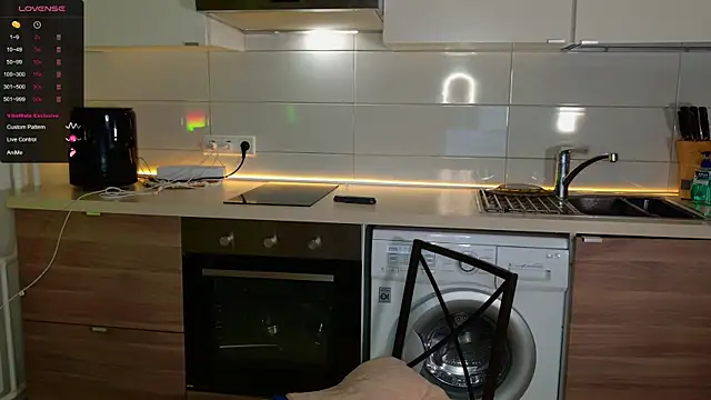 MissLovex online show from 03/27/26, 02:17