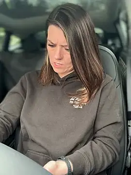 Snapshot of LadyLena1 chatting on 03/19/25, 09:05 LadyLena1 online show from 03/19/25, 09:05