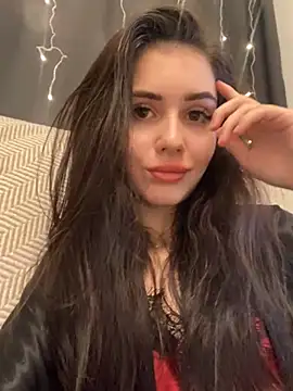 SofiaLaLight online show from 12/28/24, 10:02