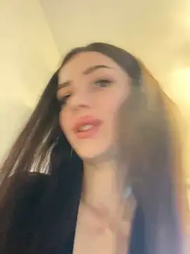 SofiaLaLight online show from 02/03/25, 08:24