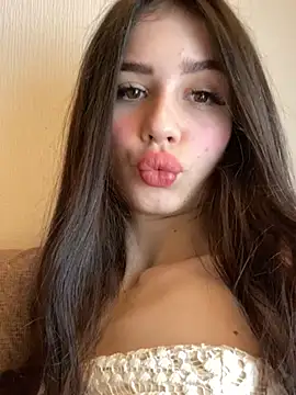 SofiaLaLight online show from 02/07/25, 04:27