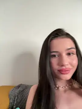 SofiaLaLight online show from 06/17/26, 07:59