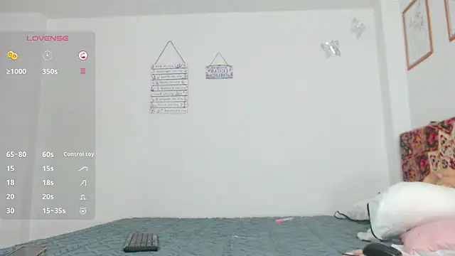 verocute7 online show from 10/25/25, 02:08