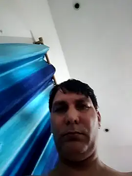 Snapshot of ZIMMY25 chatting on 10/13/25, 05:40 ZIMMY25 online show from 10/13/25, 05:40