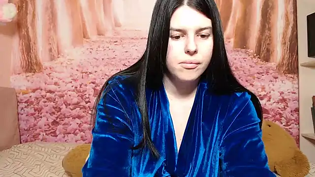 Snapshot of Annatrybebetter chatting on 11/13/25, 08:30 Annatrybebetter online show from 11/13/25, 08:30