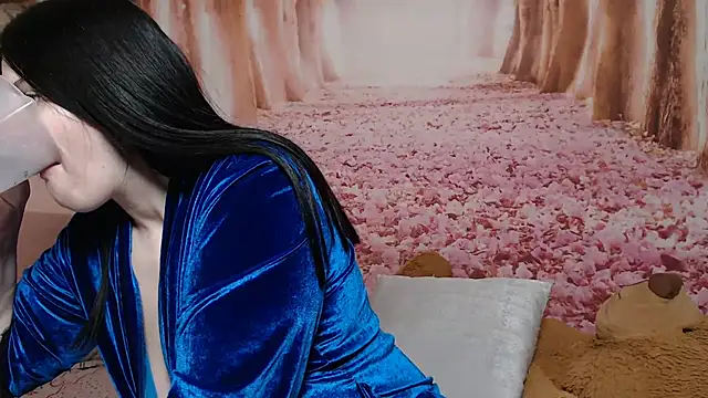 Annatrybebetter online show from 01/14/26, 11:42