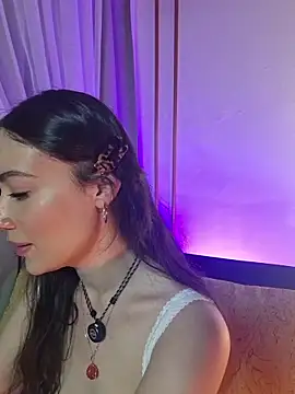 Kate Amaretto  online show from 02/09/26, 08:35