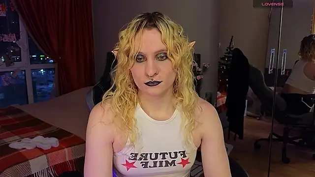 Snapshot of Lori_Myaf chatting on 02/06/25, 02:58 Lori Myaf online show from 02/06/25, 02:58