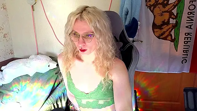 Lori Myaf online show from 04/02/26, 01:20