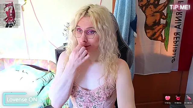 Lori Myaf online show from 04/09/26, 01:49