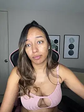 DianaHopson online show from 02/04/25, 09:28