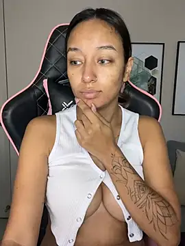 DianaHopson online show from 02/18/25, 10:16