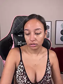 DianaHopson online show from 03/22/25, 11:32