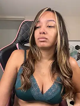 DianaHopson online show from 09/29/25, 11:26