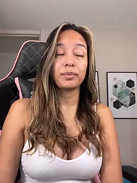 DianaHopson online show from 10/04/25, 11:41