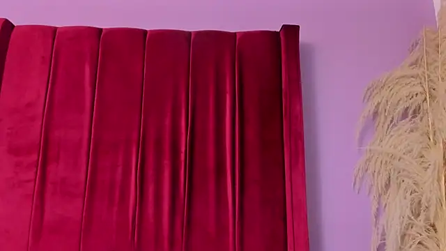 Shanelle   online show from 02/12/26, 01:50