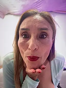 lilian prada online show from 02/11/26, 09:20