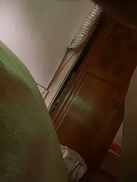 Snapshot of ROXYNL chatting on 01/20/25, 10:04 ROXYNL online show from 01/20/25, 10:04