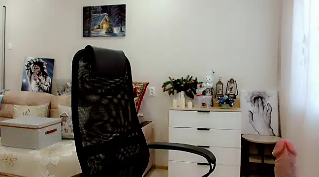 EveLove33 online show from 02/17/25, 09:13