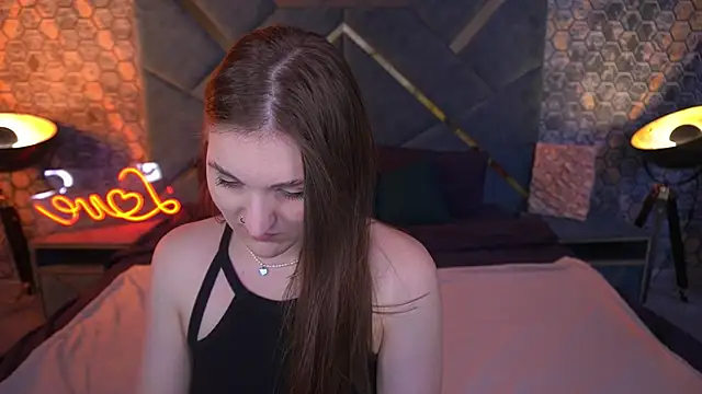 EmmyCharmm online show from 09/26/25, 06:06