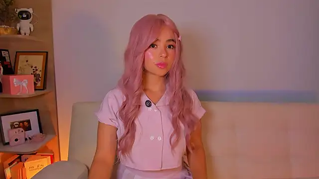 Olivia xd  online show from 03/28/26, 05:07