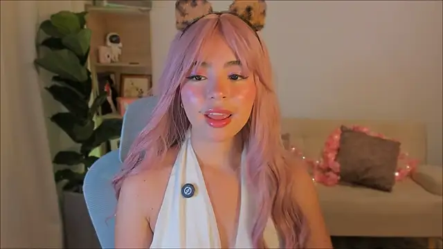 Olivia xd  online show from 06/15/26, 06:04