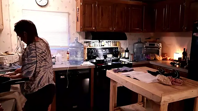 xxpixeyxx online show from 09/19/25, 12:28