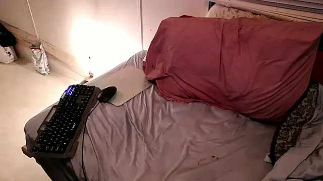 xxpixeyxx online show from 11/24/25, 03:28