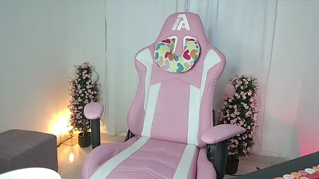 keissy rincon  online show from 01/25/25, 09:14