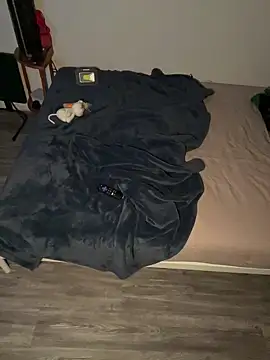 demonslayerr999 online show from 01/17/25, 06:15