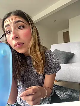 Ameellie online show from 03/04/25, 02:10