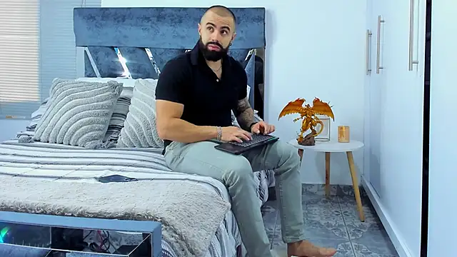 Zack Froone online show from 02/16/26, 01:51