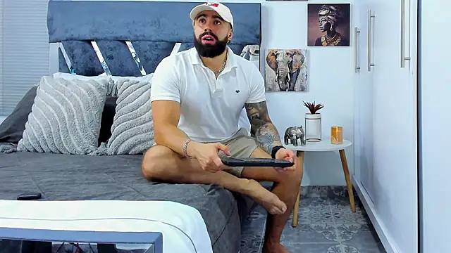 Snapshot of Zack_Froone chatting on 03/11/26, 01:17 Zack Froone online show from 03/11/26, 01:17