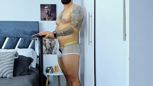 Snapshot of Zack_Froone chatting on 04/08/26, 01:11 Zack Froone online show from 04/08/26, 01:11