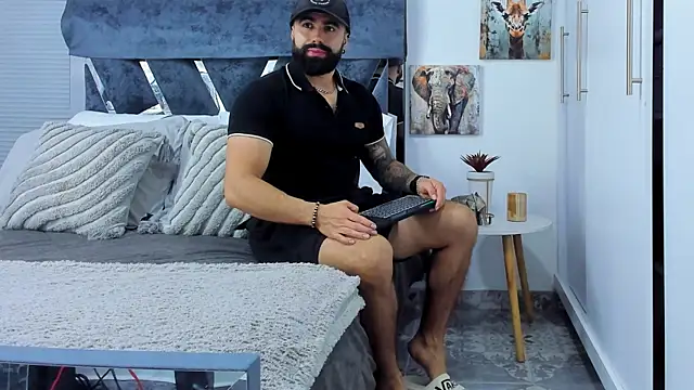 Zack Froone online show from 06/24/26, 03:33