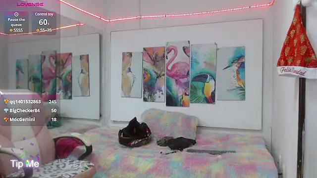 Snapshot of alegriamartinez chatting on 02/17/25, 06:59 alegriamartinez online show from 02/17/25, 06:59