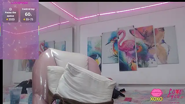 Snapshot of alegriamartinez chatting on 10/25/25, 07:30 alegriamartinez online show from 10/25/25, 07:30