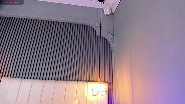 SaraRiley online show from 01/10/26, 10:47