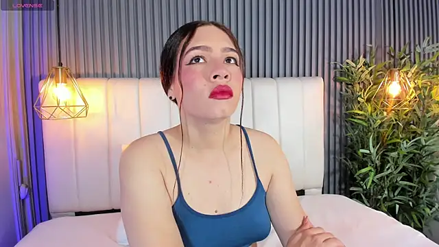 SaraRiley online show from 02/13/26, 09:00