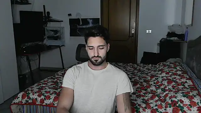 Snapshot of Alexox02 chatting on 11/02/25, 09:17 Alexox02 online show from 11/02/25, 09:17