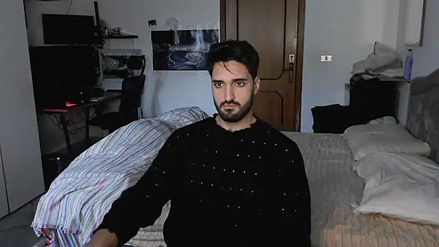 Snapshot of Alexox02 chatting on 11/25/25, 11:10 Alexox02 online show from 11/25/25, 11:10