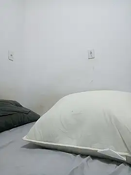 casal7722 online show from 11/13/25, 04:39