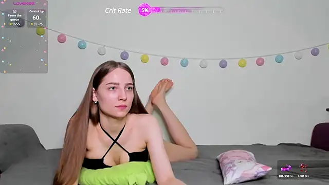 Snapshot of Emily_and_Ilumi chatting on 02/09/25, 03:45 Emily and Ilumi online show from 02/09/25, 03:45