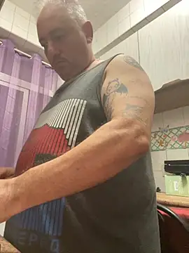 Russirayu online show from 10/14/25, 06:20