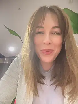 MommmyYummy online show from 12/28/24, 02:10