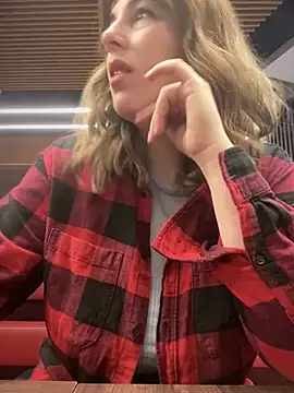 MommmyYummy online show from 01/28/25, 01:16