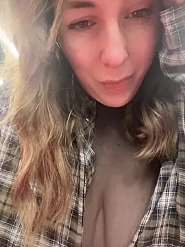 MommmyYummy online show from 02/06/25, 04:58