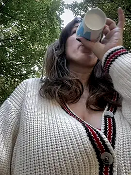 MommmyYummy online show from 09/11/25, 02:06